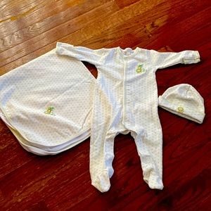 Magnolia Baby Set